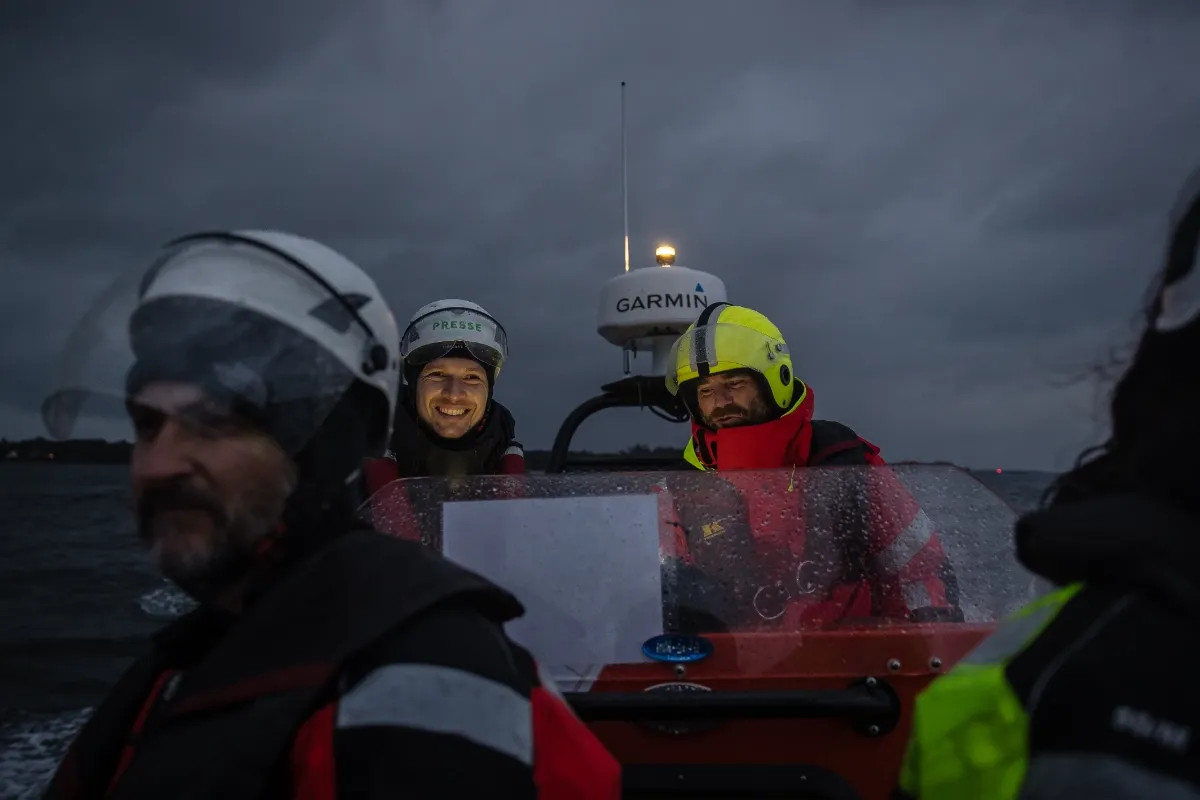 Advanced powerboat handling