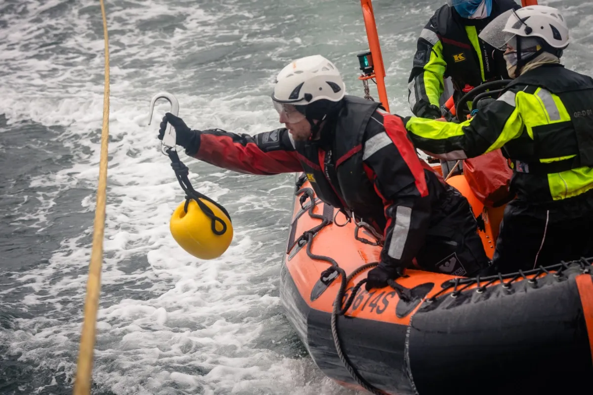 Specialist powerboat training for rough seas